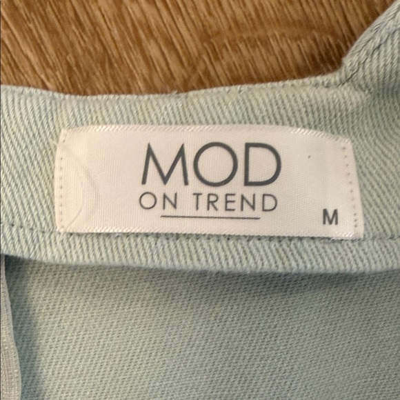 MOD on Trend Light Blue Denim Puff Sleeve Dress, Size Medium - Picture 5 of 7